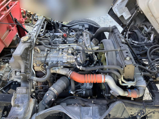 三菱ふそうキャンタークレーン5段小型（2t・3t）[写真26]