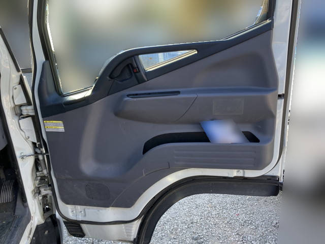 三菱ふそうキャンタークレーン5段小型（2t・3t）[写真30]