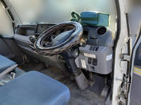 三菱ふそうキャンタークレーン5段小型（2t・3t）[写真34]