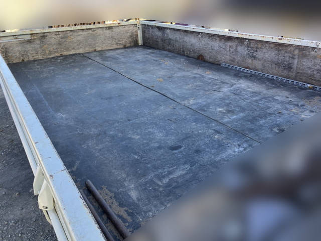 三菱ふそうキャンタークレーン5段小型（2t・3t）[写真08]