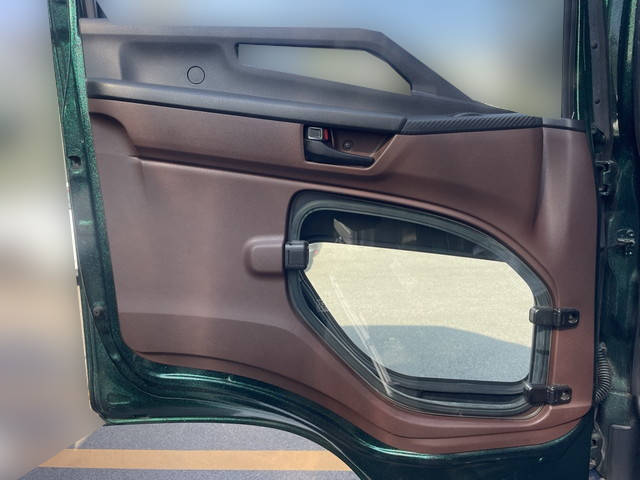 日野レンジャーアルミウイング中型（4t）[写真20]