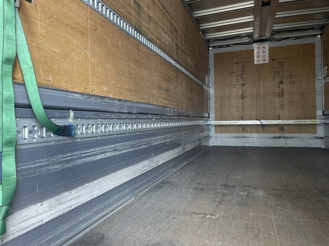 日野レンジャーアルミウイング中型（4t）[写真08]