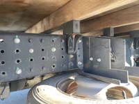 三菱ふそうキャンター平ボディ小型（2t・3t）[写真10]