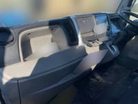 三菱ふそうキャンター平ボディ小型（2t・3t）[写真24]