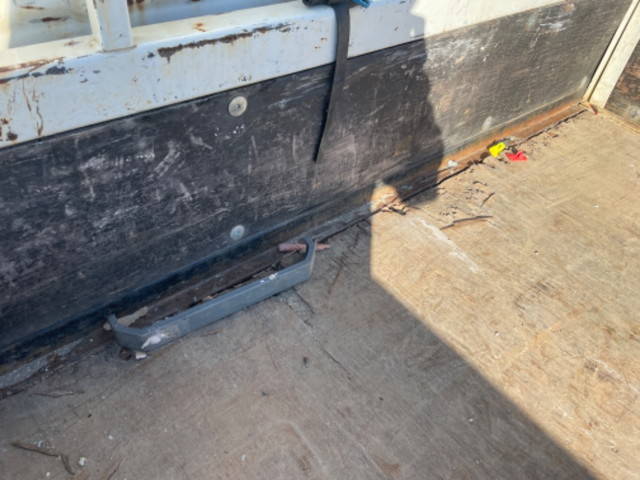 三菱ふそうキャンター平ボディ小型（2t・3t）[写真08]