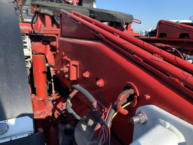 いすゞギガトレーラーヘッド（トラクターヘッド）大型（10t）[写真11]