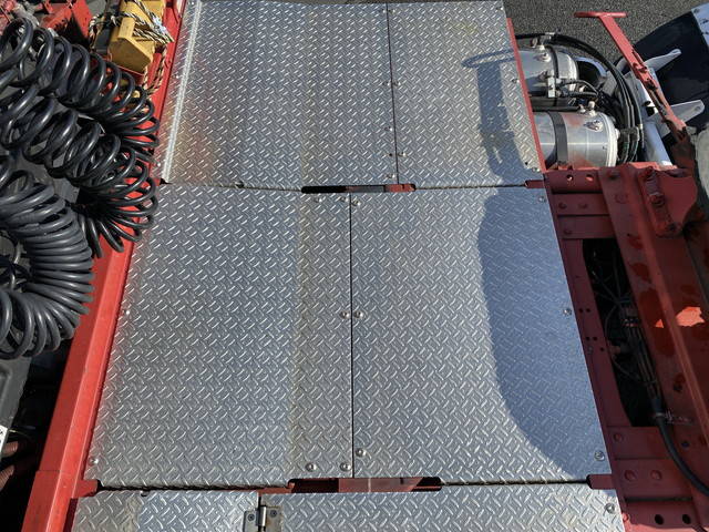 いすゞギガトレーラーヘッド（トラクターヘッド）大型（10t）[写真15]