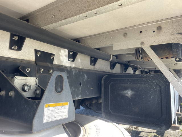 日野レンジャーアルミウイング中型（4t）[写真12]