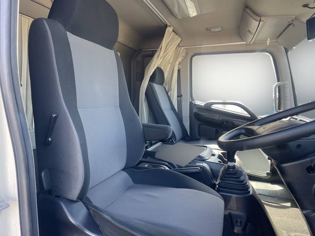 日野レンジャーアルミウイング中型（4t）[写真22]