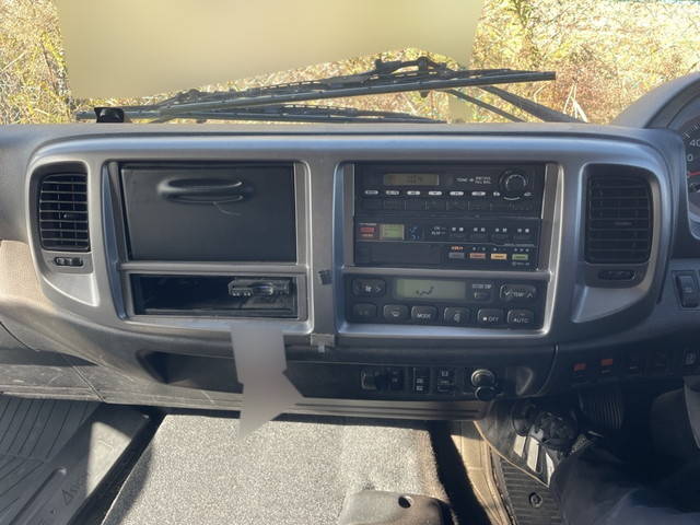 日野レンジャーアルミウイング中型（4t）[写真28]