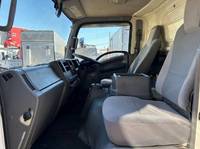 いすゞエルフアルミバン小型（2t・3t）[写真30]