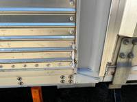 いすゞエルフアルミバン小型（2t・3t）[写真38]