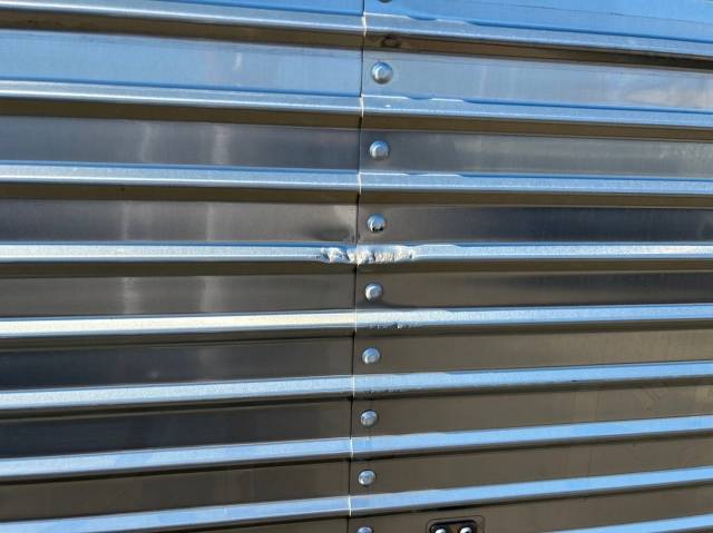 いすゞエルフアルミバン小型（2t・3t）[写真39]