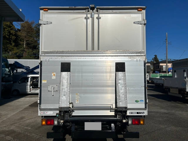 いすゞエルフアルミバン小型（2t・3t）[写真09]