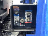 いすゞギガセルフクレーン4段大型（10t）[写真13]