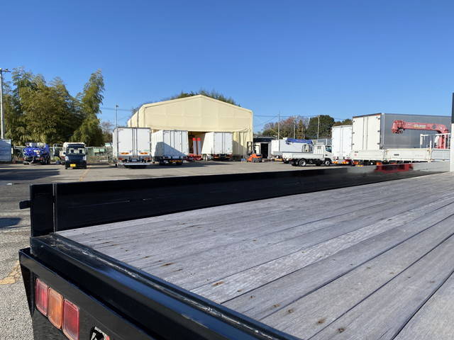 三菱ふそうスーパーグレートセルフクレーン4段大型（10t）[写真10]