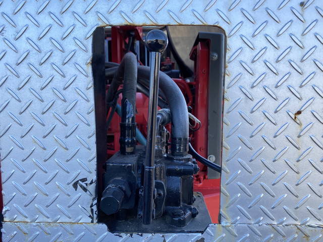 三菱ふそうスーパーグレートセルフクレーン4段大型（10t）[写真15]