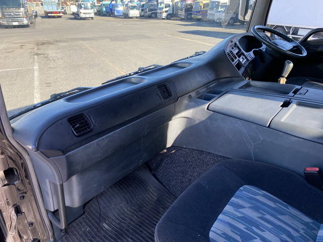 三菱ふそうスーパーグレートセルフクレーン4段大型（10t）[写真33]