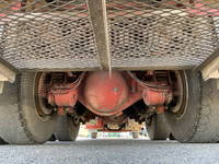 UDトラックスクオン平ボディ大型（10t）[写真22]