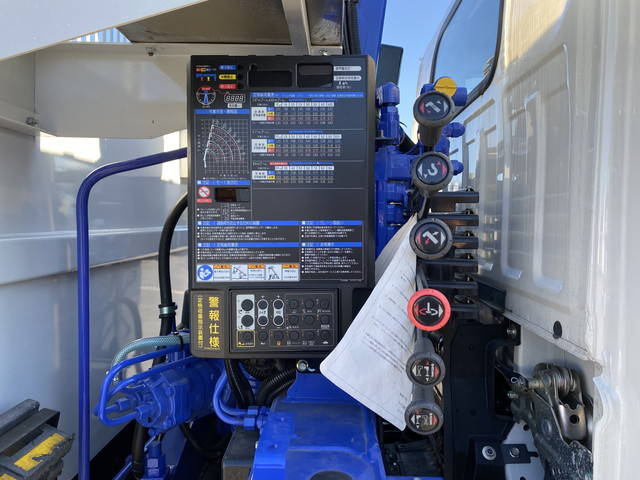 いすゞエルフダンプ・クレーン付小型（2t・3t）[写真14]