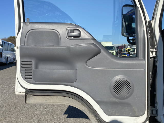 いすゞエルフダンプ・クレーン付小型（2t・3t）[写真27]