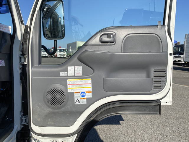 いすゞエルフダンプ・クレーン付小型（2t・3t）[写真28]