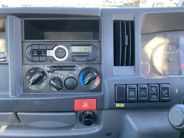 いすゞエルフダンプ・クレーン付小型（2t・3t）[写真36]