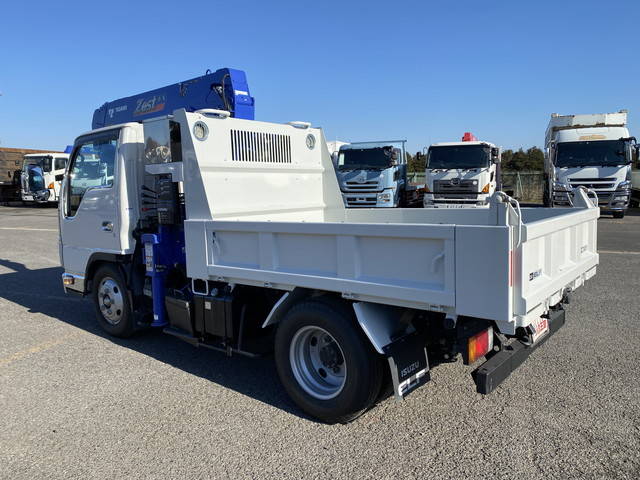 いすゞエルフダンプ・クレーン付小型（2t・3t）[写真04]