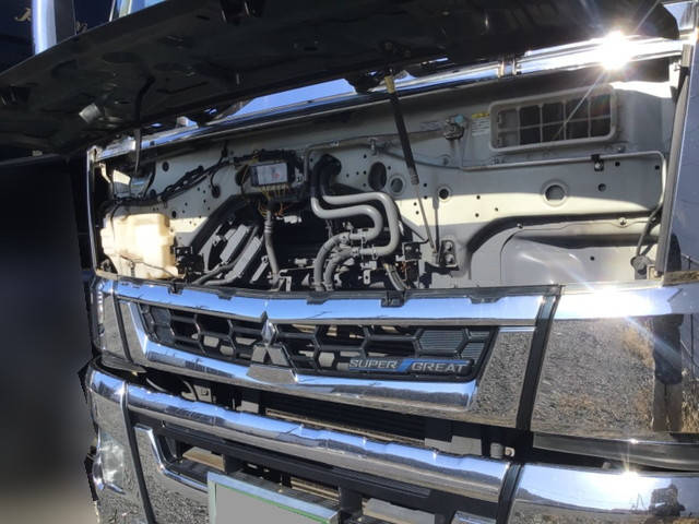 三菱ふそうスーパーグレートアルミウイング大型（10t）[写真13]