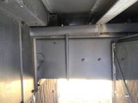 三菱ふそうスーパーグレートアルミウイング大型（10t）[写真19]