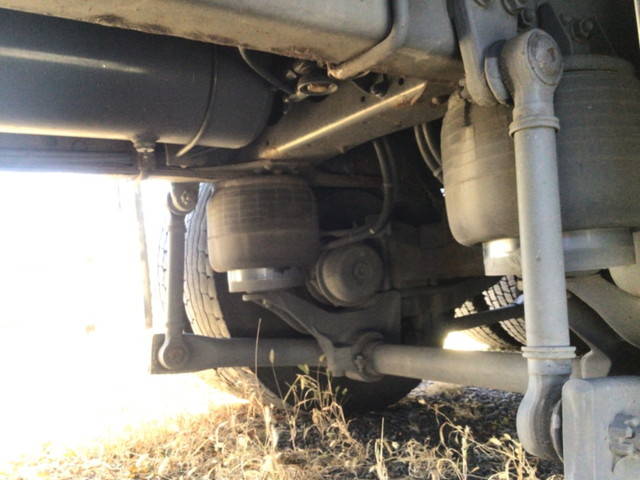 三菱ふそうスーパーグレートアルミウイング大型（10t）[写真23]