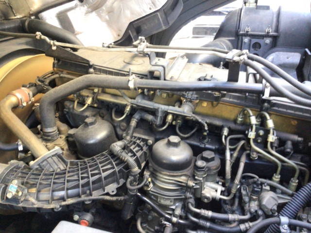 三菱ふそうスーパーグレートアルミウイング大型（10t）[写真24]