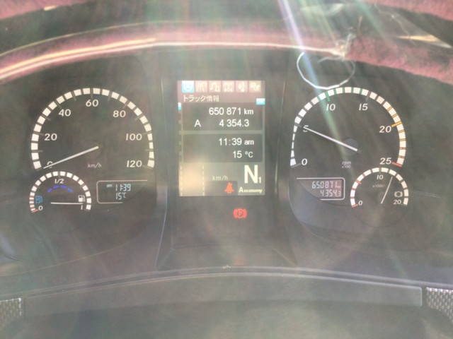 三菱ふそうスーパーグレートアルミウイング大型（10t）[写真33]