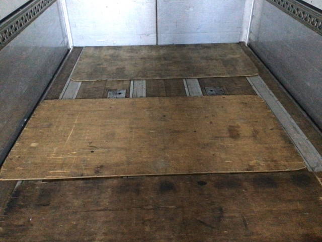 三菱ふそうスーパーグレートアルミウイング大型（10t）[写真07]