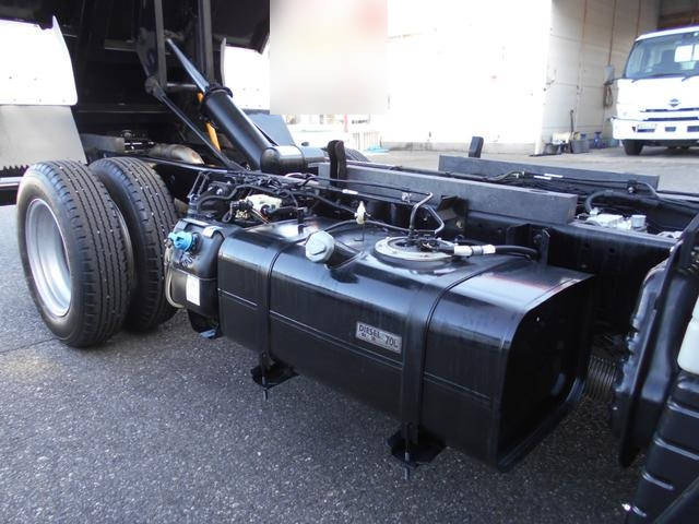 三菱ふそうキャンターダンプ小型（2t・3t）[写真11]