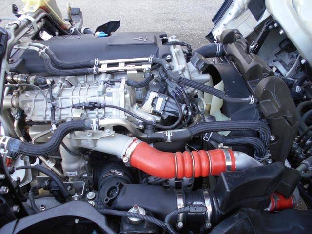 三菱ふそうキャンターダンプ小型（2t・3t）[写真12]