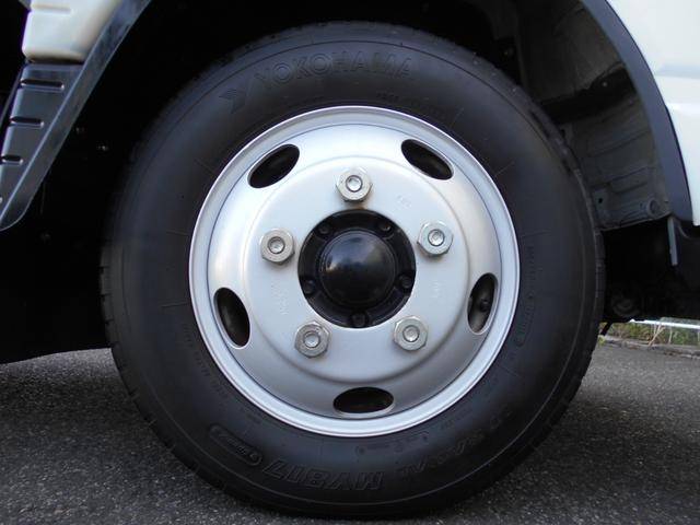 三菱ふそうキャンターダンプ小型（2t・3t）[写真16]