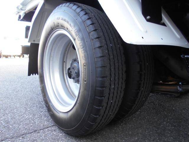 三菱ふそうキャンターダンプ小型（2t・3t）[写真17]