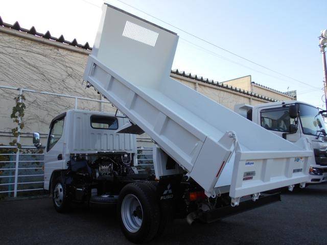 三菱ふそうキャンターダンプ小型（2t・3t）[写真02]