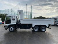 いすゞフォワードダンプ増トン（6t・8t）[写真06]