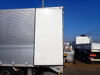 いすゞフォワードアルミウイング中型（4t）[写真12]