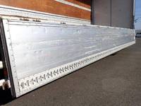 いすゞフォワードアルミウイング中型（4t）[写真15]