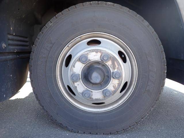 いすゞフォワードアルミウイング中型（4t）[写真24]