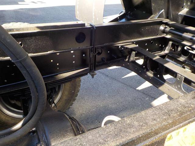 いすゞフォワード深ダンプ（土砂禁ダンプ）中型（4t）[写真18]