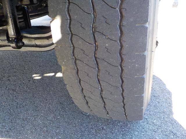 いすゞフォワード深ダンプ（土砂禁ダンプ）中型（4t）[写真23]