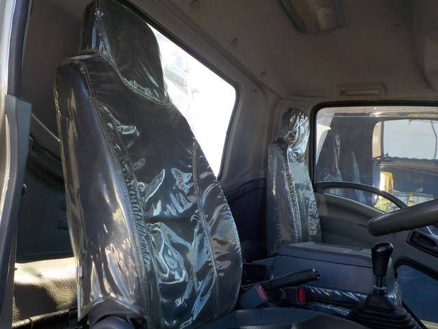 いすゞフォワード深ダンプ（土砂禁ダンプ）中型（4t）[写真29]