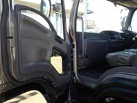 いすゞフォワード深ダンプ（土砂禁ダンプ）中型（4t）[写真37]