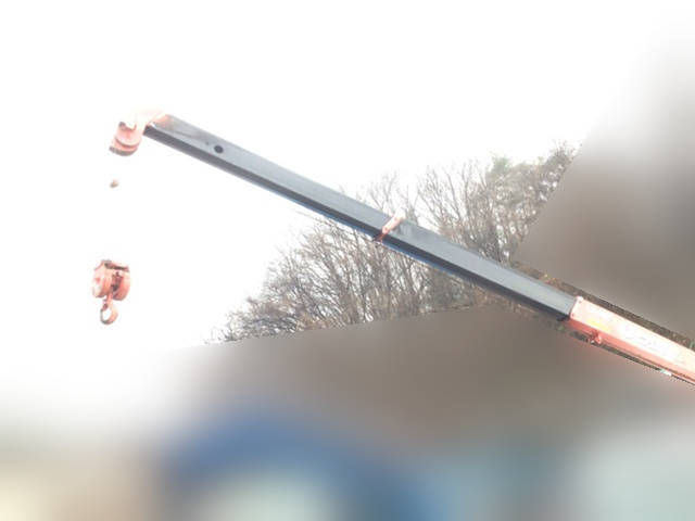 UDトラックスコンドルセーフティクレーン3段増トン（6t・8t）[写真11]