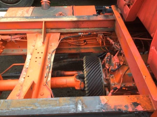 UDトラックスコンドルセーフティクレーン3段増トン（6t・8t）[写真28]