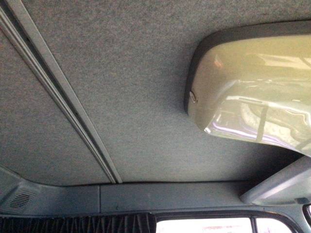 UDトラックスコンドルセーフティクレーン3段増トン（6t・8t）[写真35]